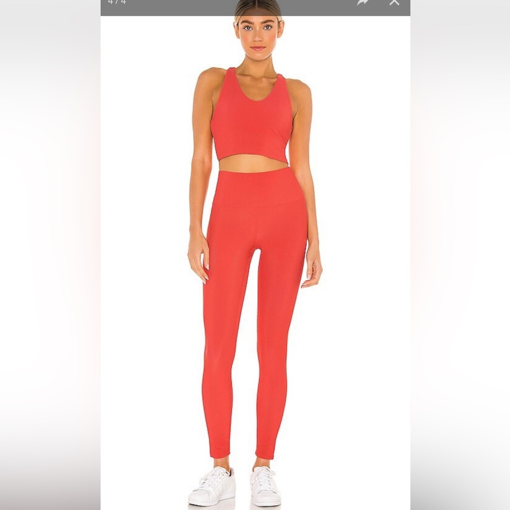 Beach Riot ribbed  Coral set , leggings & bra 💖